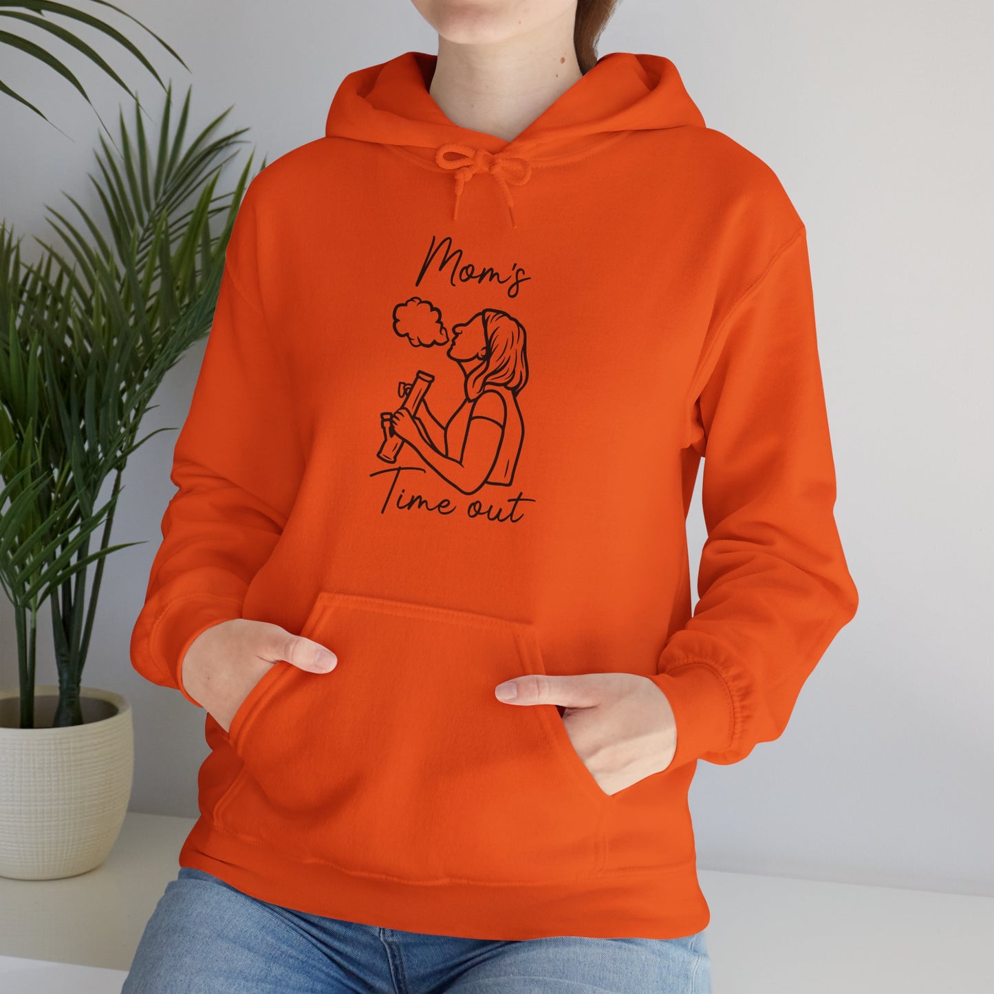 MOM'S TIME OUT - Unisex Heavy Blend™ Hooded Sweatshirt